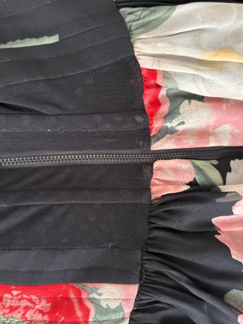 Alice & Olivia halter party dress - Picture 6 of 6